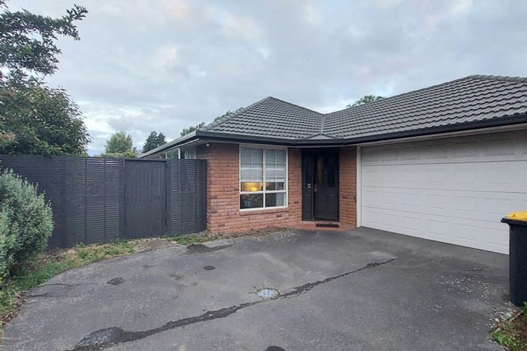 Photo of property in 70a Hounslow Street, Ilam, Christchurch, 8041