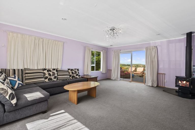 Photo of property in 1209 Whangaparaoa Road, Gulf Harbour, Whangaparaoa, 0930