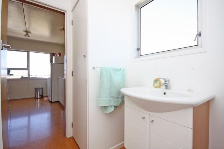 Photo of property in 321a Given Avenue, Whangamata, 3620