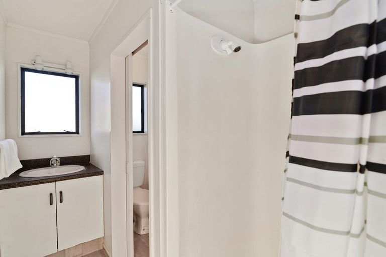 Photo of property in 6/1383 Hinemoa Street, Rotorua, 3010