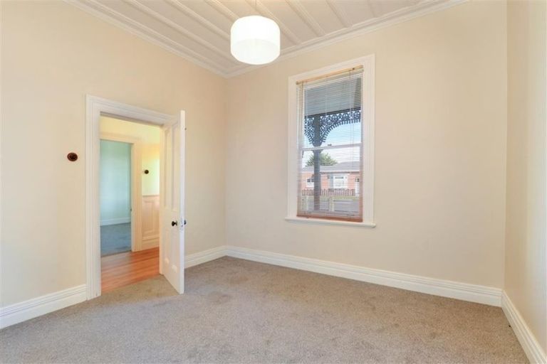 Photo of property in 43 Queens Drive, Saint Kilda, Dunedin, 9012
