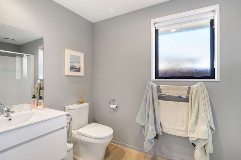 Photo of property in 2/96 Palmers Road, New Brighton, Christchurch, 8083