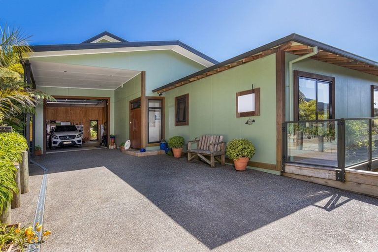 Photo of property in 254 Moetapu Bay Road, Moetapu Bay, Picton, 7282