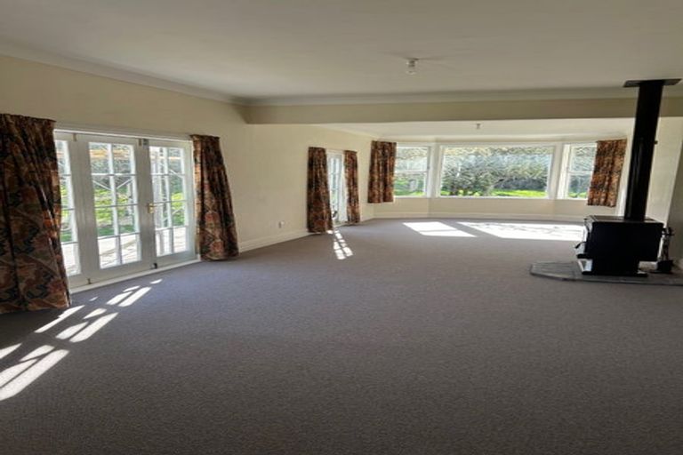 Photo of property in 417c Grays Road, Pauatahanui, Porirua, 5381