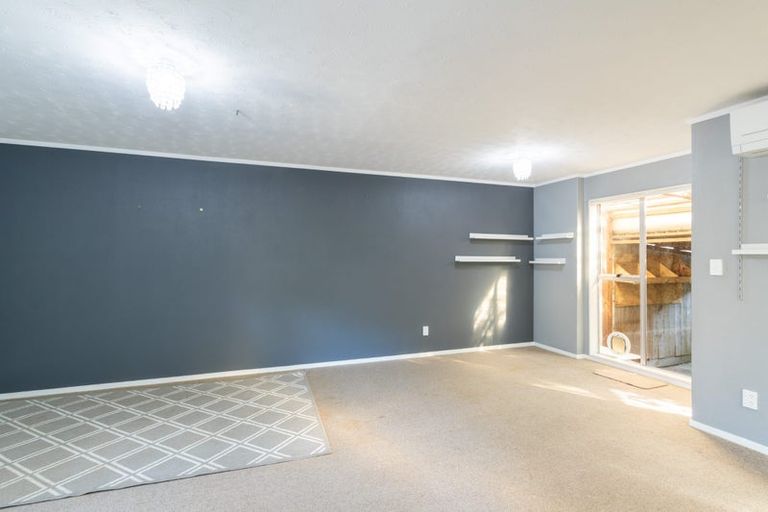 Photo of property in 1/30 Stokes Valley Road, Stokes Valley, Lower Hutt, 5019