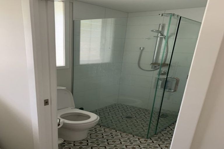 Photo of property in 120 Milton Road, Bluff Hill, Napier, 4110