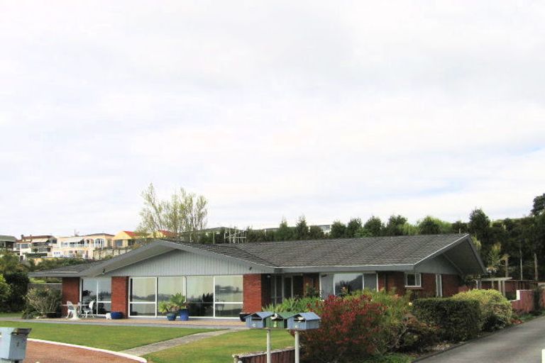 Photo of property in 1 Beach Road, Otumoetai, Tauranga, 3110