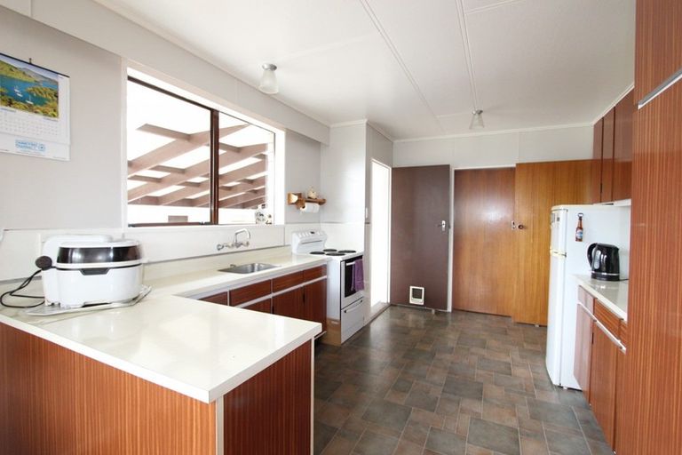 Photo of property in 5 Huxley Street, Pahiatua, 4910