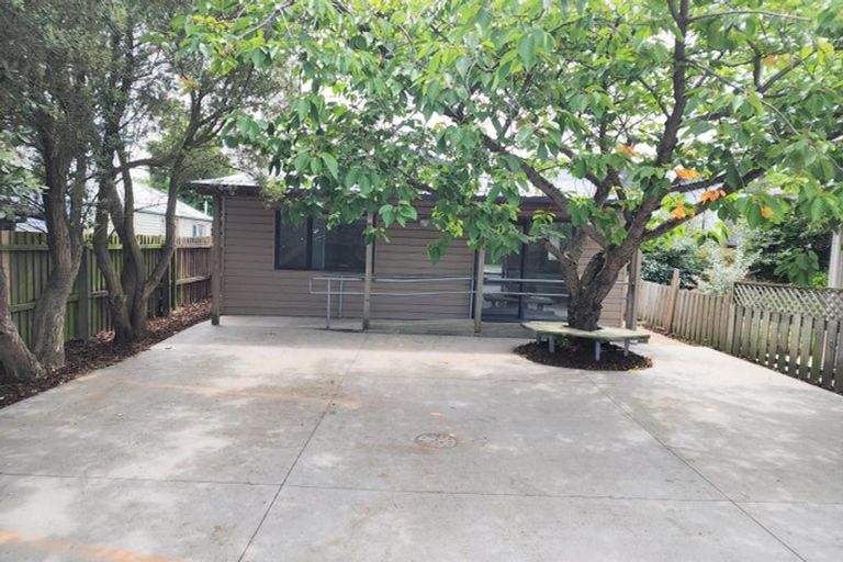 Photo of property in 127 Brougham Street, Addington, Christchurch, 8024