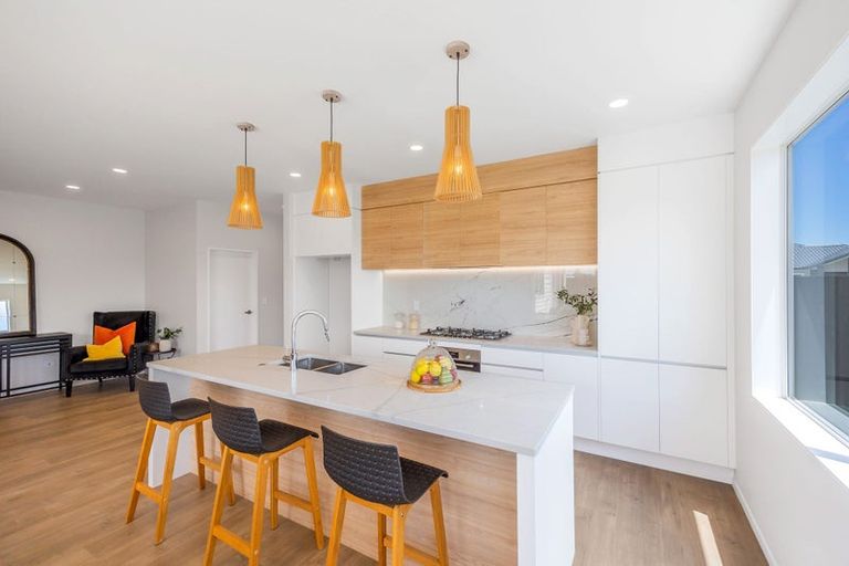 Photo of property in 20 Babina Avenue, Kumeu, 0810