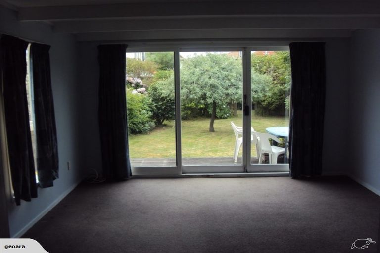 Photo of property in 137 Rongotai Road, Kilbirnie, Wellington, 6022