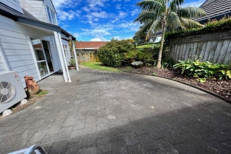 Photo of property in 17 Thurston Place, Bucklands Beach, Auckland, 2012