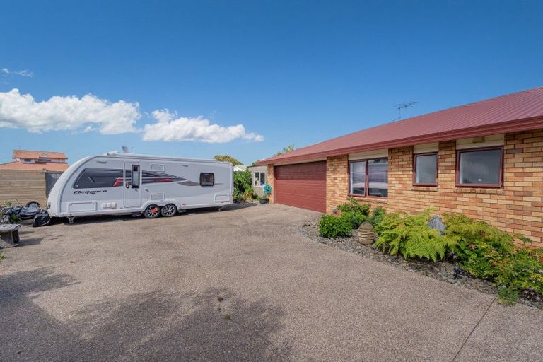 Photo of property in 8 Oribi Place, Whitianga, 3510