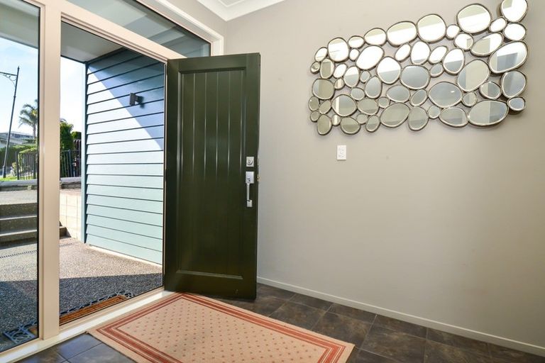 Photo of property in 6 Cleeve Close, Huntington, Hamilton, 3210