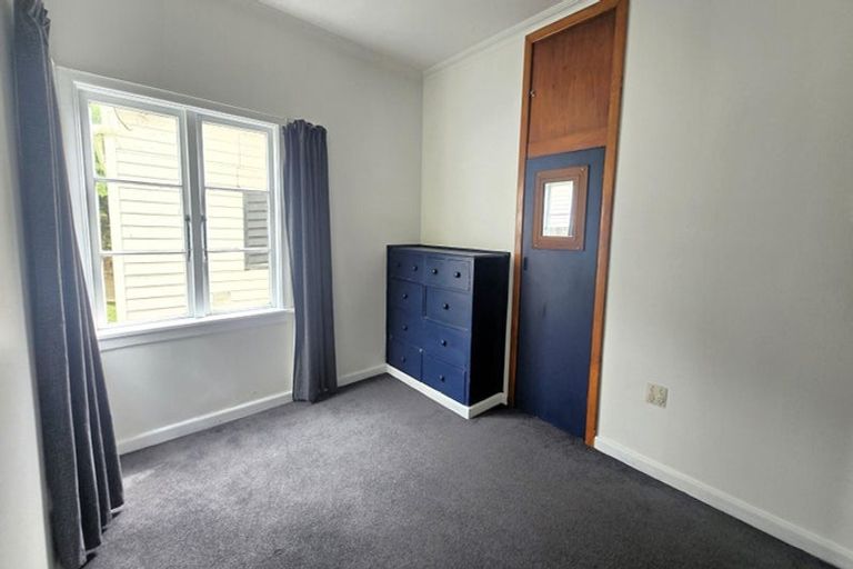 Photo of property in 75 Chamberlain Road, Karori, Wellington, 6012