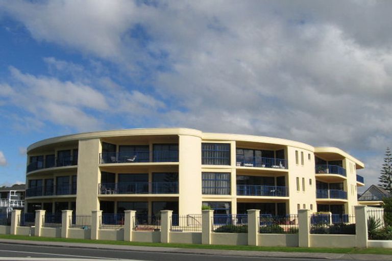 Photo of property in 232g Hibiscus Coast Highway, Orewa, 0931