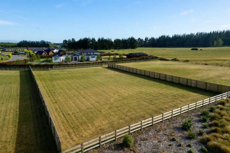 Photo of property in 125 Silver Peaks Drive, West Melton, 7618