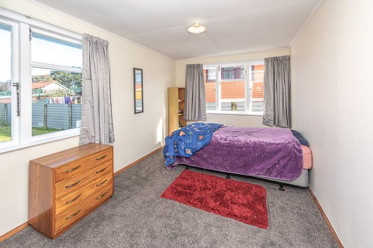 Photo of property in 46 Kowhai Street, Castlecliff, Whanganui, 4501