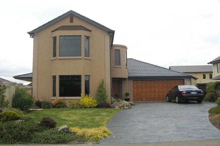 Photo of property in 14 Glasnevin Drive, Casebrook, Christchurch, 8051