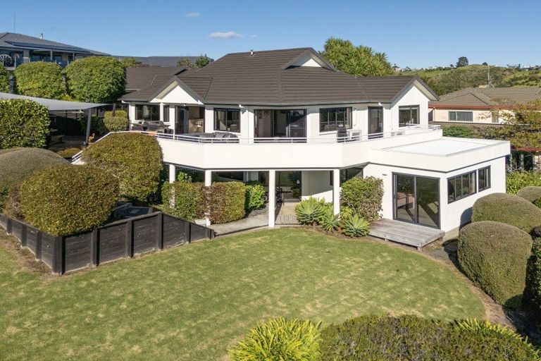 Photo of property in 29 Downing Place, Welcome Bay, Tauranga, 3112
