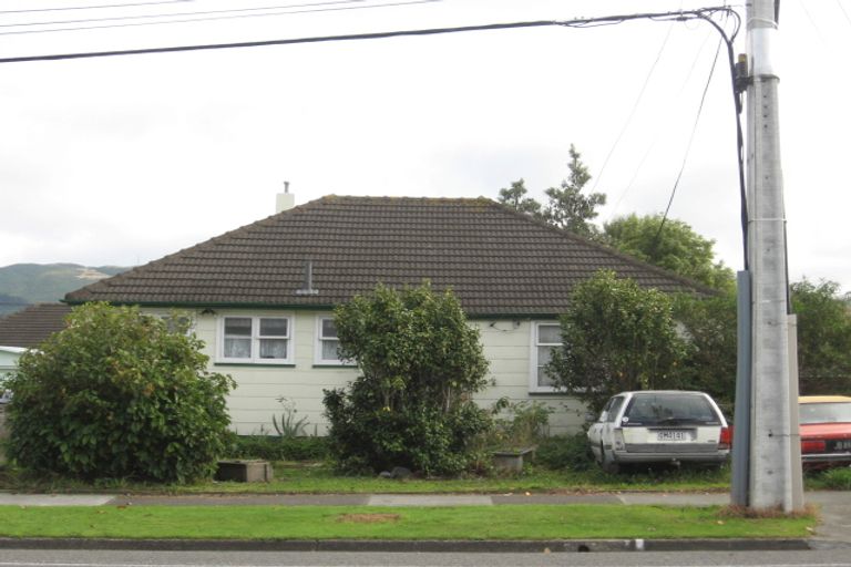 Photo of property in 83 Naenae Road, Naenae, Lower Hutt, 5011