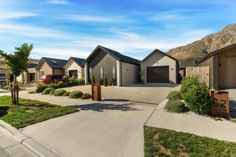 Photo of property in 64 Muster Road, Jacks Point, 9371