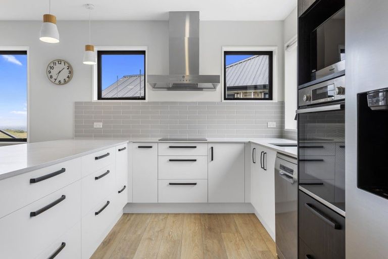 Photo of property in 206 Penruddock Rise, Westmorland, Christchurch, 8025