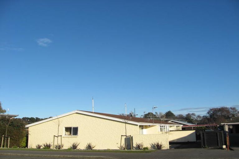 Photo of property in 24 Sydney Street, Windsor, Invercargill, 9810