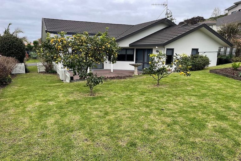 Photo of property in 32 Highgrove Place, Bethlehem, Tauranga, 3110