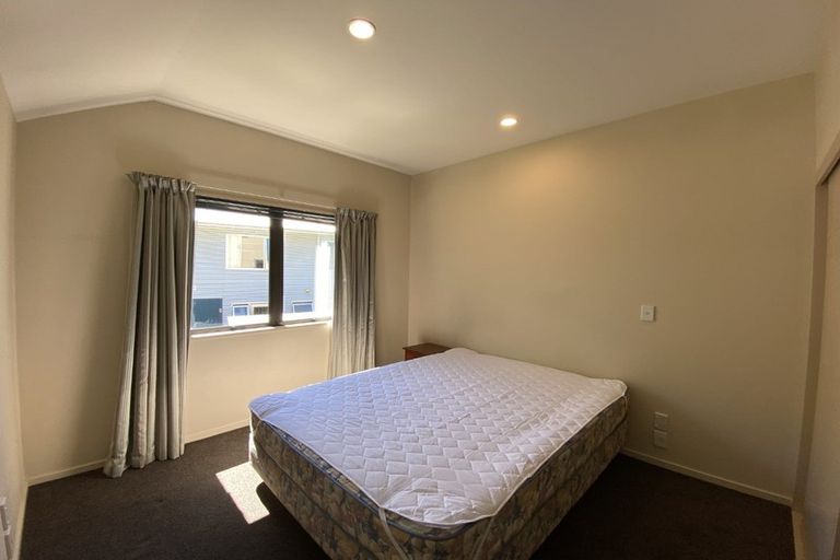 Photo of property in 37 Larch Hill Place, Queenstown, 9300