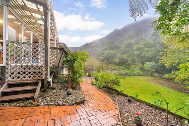 Photo of property in 196 Park Road, Belmont, Lower Hutt, 5010