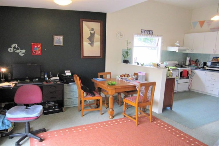 Photo of property in 250 Adelaide Road, Newtown, Wellington, 6021