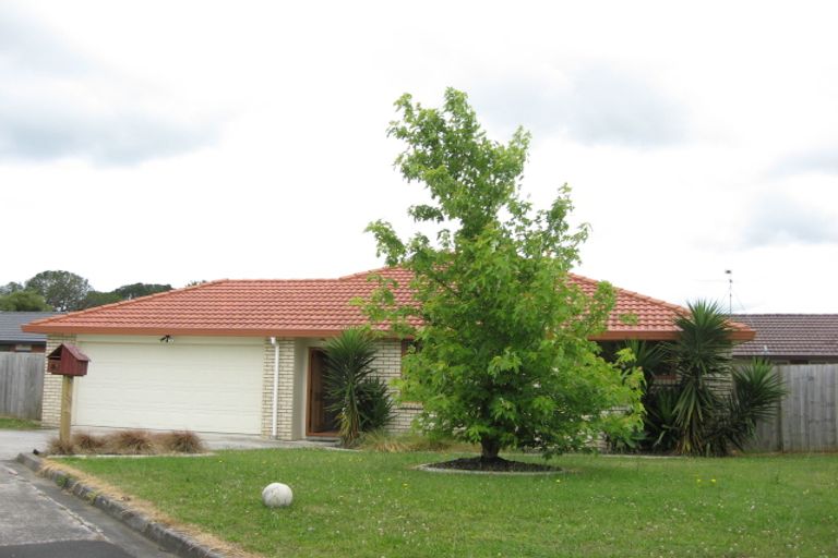 Photo of property in 15 Ranch Place, Pukekohe, 2120