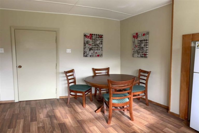 Photo of property in 16 Lansdowne Street, Strathern, Invercargill, 9812