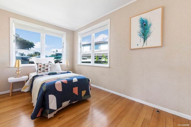 Photo of property in 4a Mawney Road, Henderson, Auckland, 0610