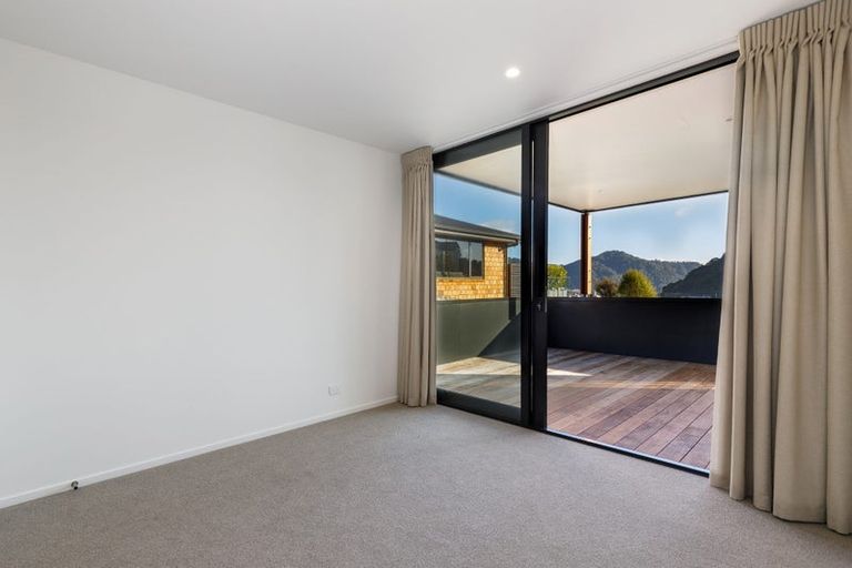 Photo of property in 12a Russell Street, Picton, 7220
