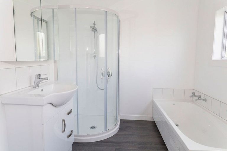 Photo of property in 40 Mcphee Street, Dannevirke, 4930