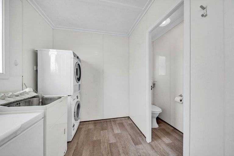 Photo of property in 33 Sanders Avenue, Westown, New Plymouth, 4310