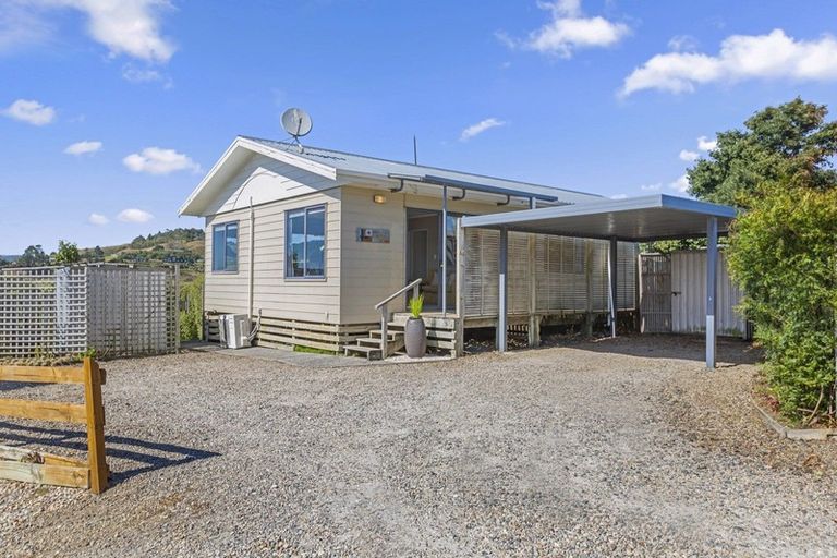 Photo of property in 24a Manukau Road, Raglan, 3225