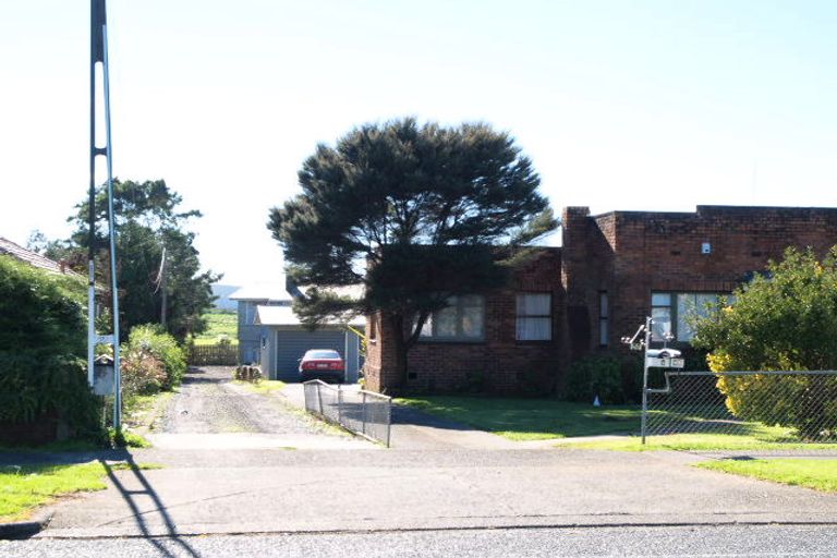 Photo of property in 45a Vine Street, Mangere East, Auckland, 2024