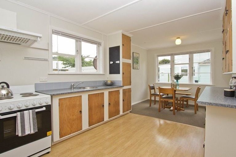 Photo of property in 13 Pearce Crescent, Taita, Lower Hutt, 5011