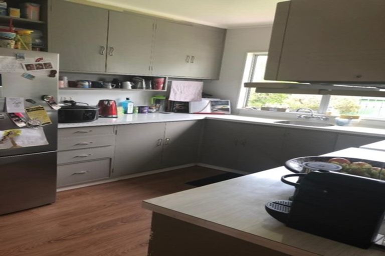 Photo of property in 60 Baylands Drive, Newlands, Wellington, 6037