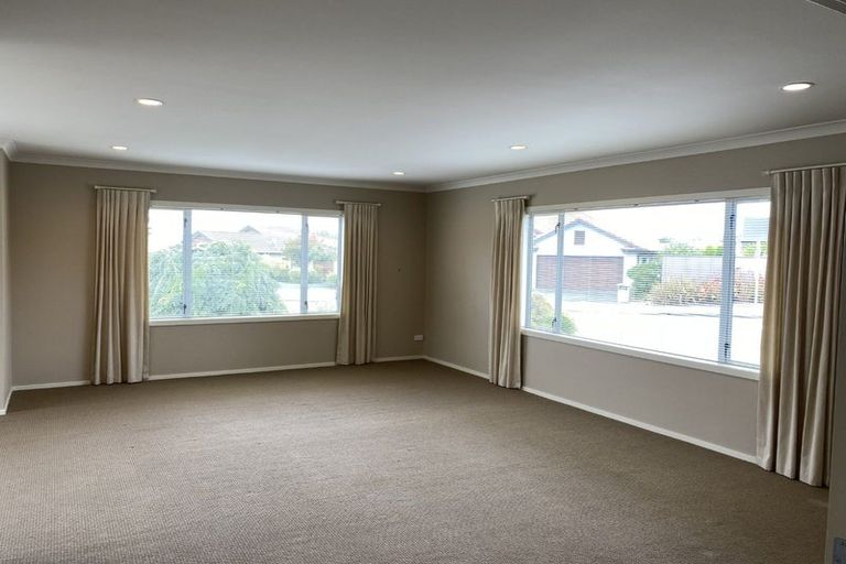 Photo of property in 98 Russell Robertson Drive, Havelock North, 4130