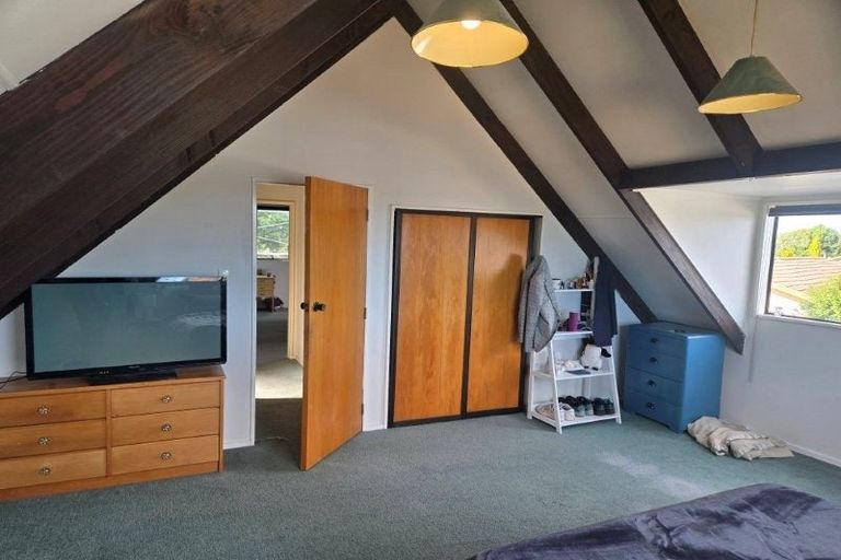 Photo of property in 1/130 Middlepark Road, Sockburn, Christchurch, 8042