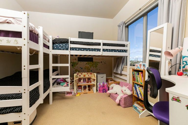 Photo of property in 14/3 Riverside Road, Orewa, 0931