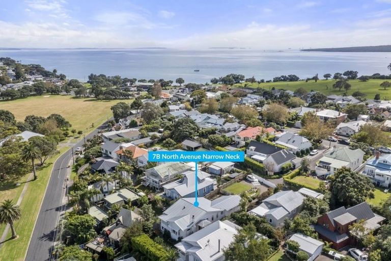 Photo of property in 7a North Avenue, Narrow Neck, Auckland, 0624