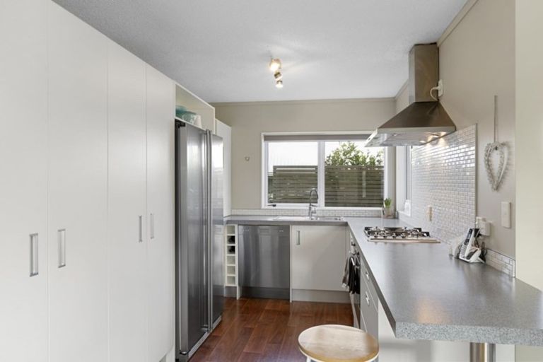 Photo of property in 7 Ashton Fitchett Drive, Brooklyn, Wellington, 6021