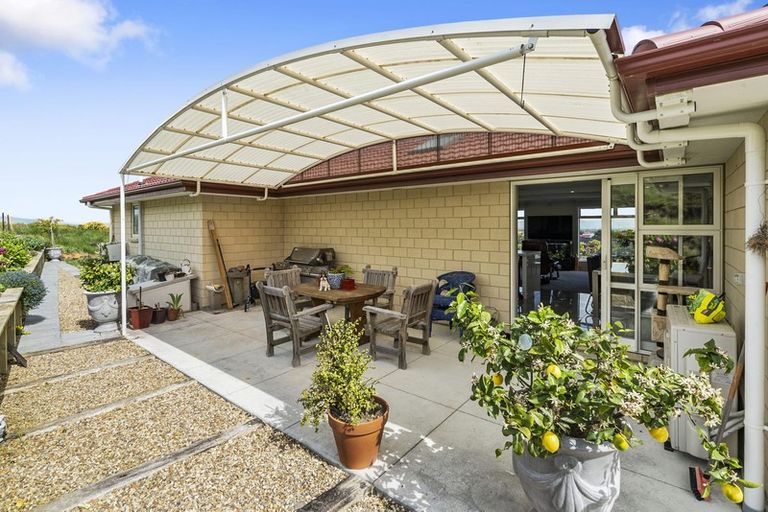 Photo of property in 32 Macdonald Heights, Feilding, 4702