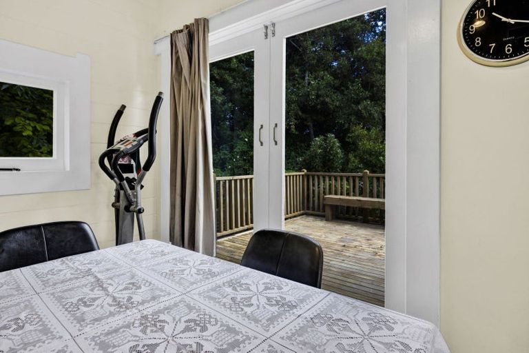 Photo of property in 73 Ngatai Street, Manaia, 4612