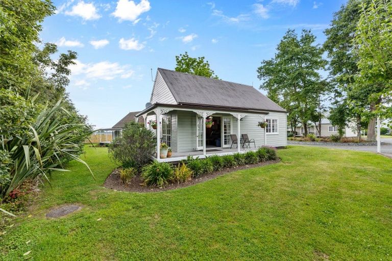 Photo of property in 4/30 Sorrento Drive, Rangatira Park, Taupo, 3330